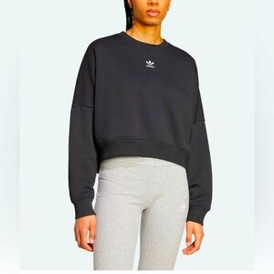 NWT Adidias Originals Essential Crew Sweatshirt
